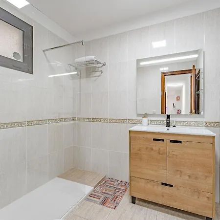 Petite Homes Apartament *